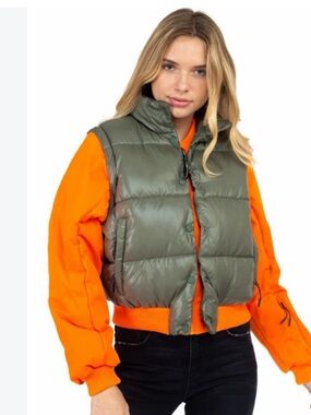 The Jacket Club Army Green & Hunting Blaze Orange Cropped Puffer Vest Jack 🦌